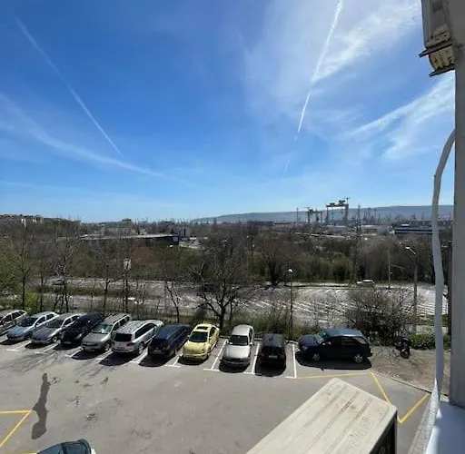 アパート Cathedral